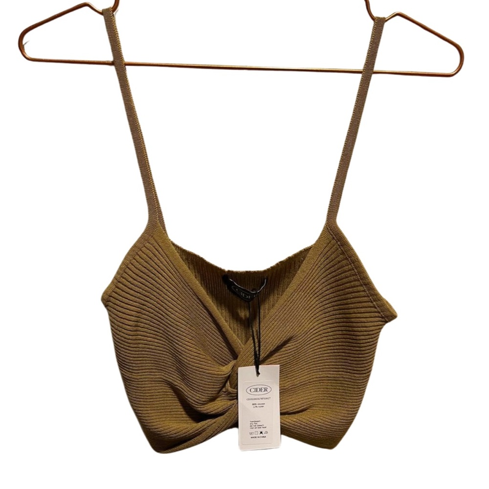 NWT Cider Crop Top